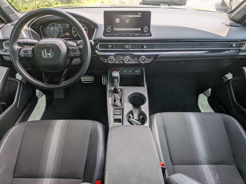 Used 2025 Honda Civic Sport image 13