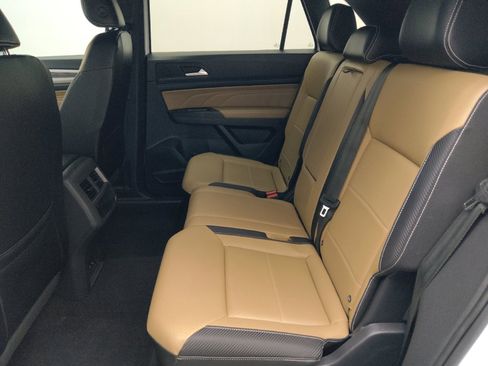 Used 2021 Volkswagen Atlas Cross Sport SE AWD/4WD image 18