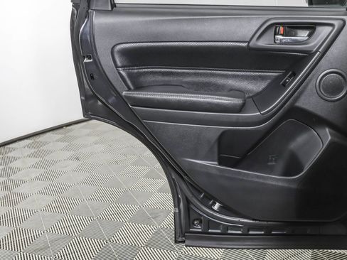 Used 2018 Subaru Forester 2.0XT Touring image 41