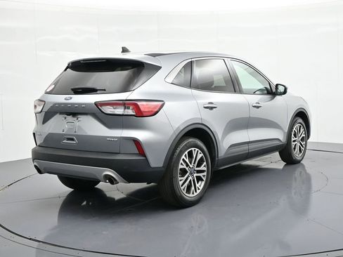 Used 2022 Ford Escape SEL w/ Technology Package AWD/4WD image 6