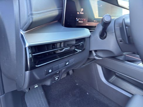 New 2026 Nissan Murano SL image 15