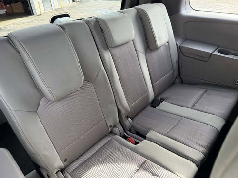 Used 2015 Honda Pilot EX image 17