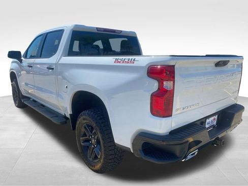 New 2026 Chevrolet Silverado 1500 Custom Trail Boss AWD/4WD image 3