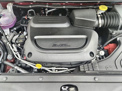 New 2026 Chrysler Pacifica Limited FWD image 35
