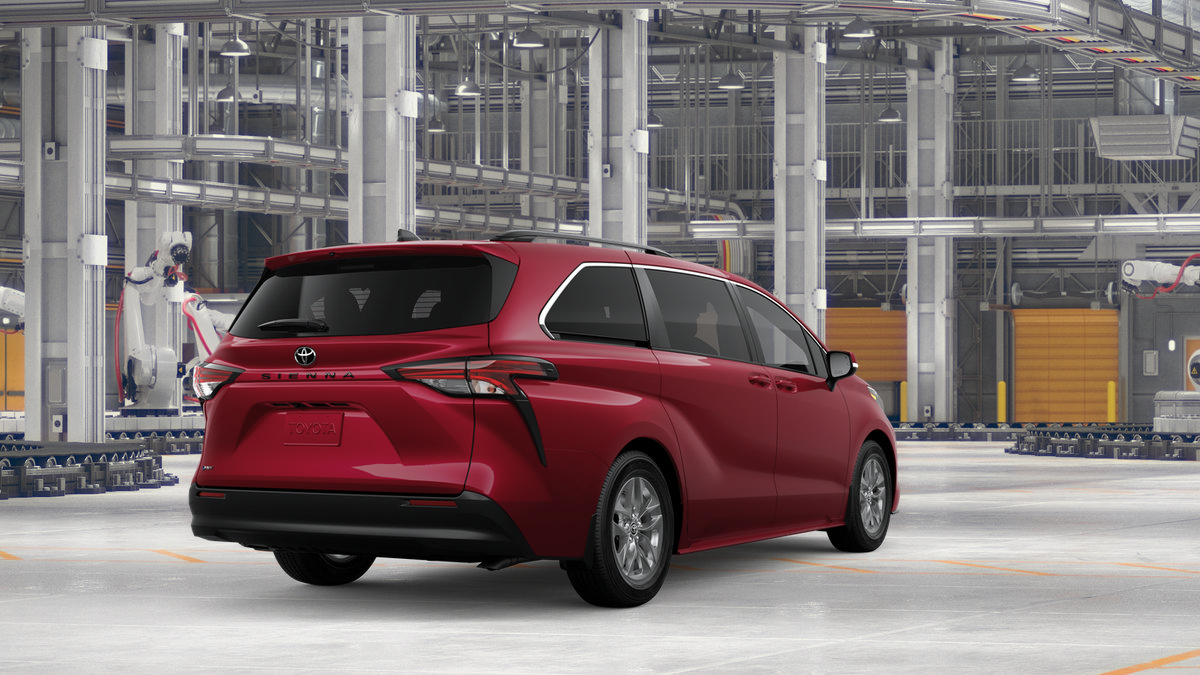 New 2026 Toyota Sienna LE FWD image 9