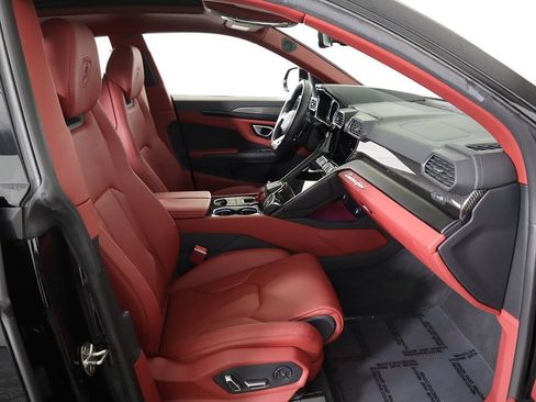 Used 2022 Lamborghini Urus image 34