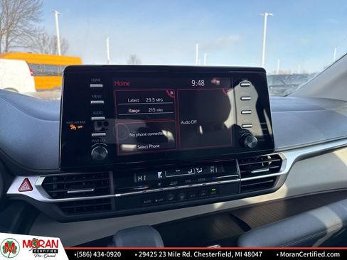 Used 2024 Toyota Sienna LE image 16