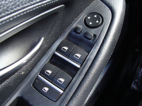 Used 2016 BMW 528i xDrive Sedan image 32