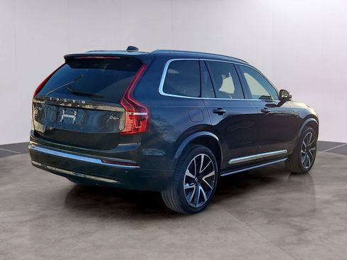 Used 2023 Volvo XC90 B6 Plus w/ Protection Package image 4