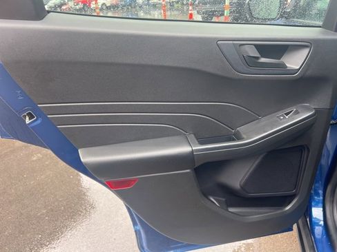 Used 2023 Ford Escape Active image 16