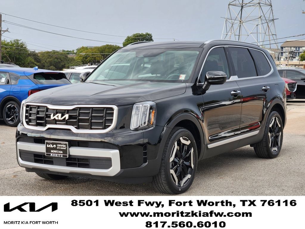 Certified 2025 Kia Telluride S FWD image 3