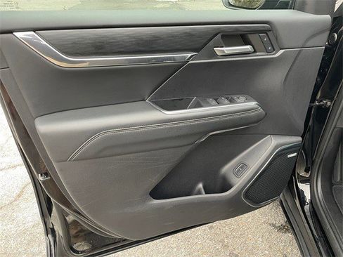 Certified 2024 GMC Acadia Elevation image 19