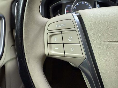 Used 2016 Volvo S60 T5 Premier FWD image 15