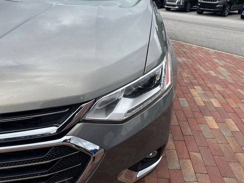 Used 2018 Chevrolet Traverse LT w/ LPO, Floor Liner Package FWD image 23