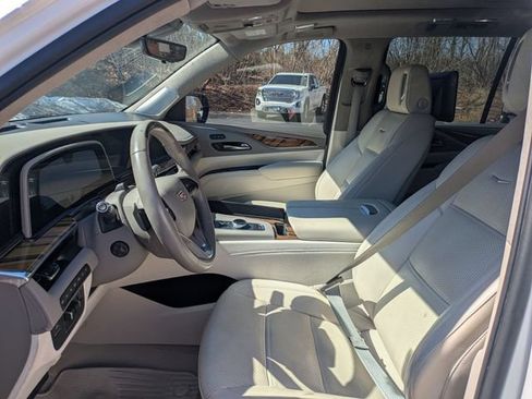 Certified 2021 Cadillac Escalade Sport Platinum AWD/4WD image 27
