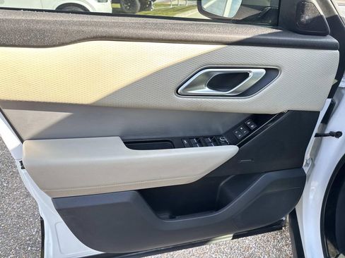 Used 2021 Land Rover Range Rover Velar R-Dynamic S AWD/4WD image 21