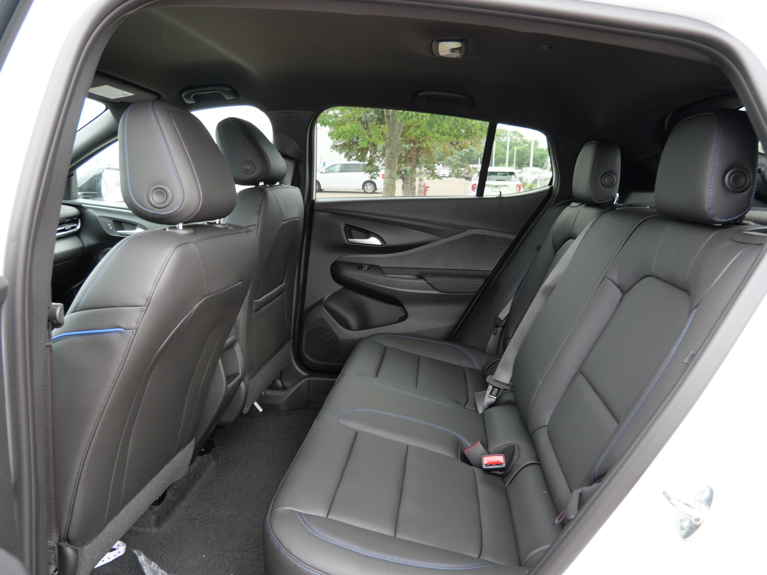 New 2026 Buick Envista Sport Touring w/ Convenience I Package FWD image 5
