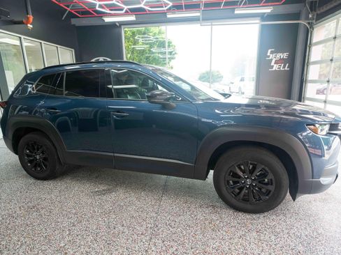 Used 2025 MAZDA CX-50 AWD 2.5 Hybrid w/ Premium Pkg image 5