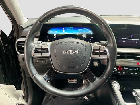 Used 2024 Kia Telluride SX Prestige AWD/4WD image 11