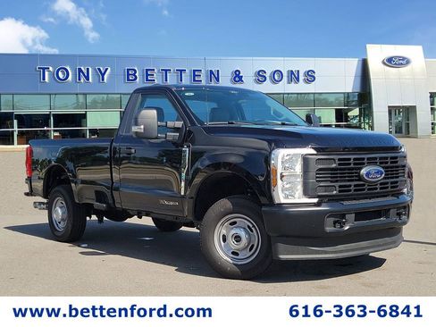 Used 2026 Ford F250 XL AWD/4WD image 1