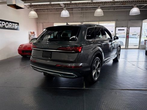 Used 2021 Audi Q7 3.0T Premium Plus w/ Executive Package image 8