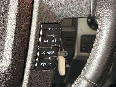 Used 2012 Ford F150 XLT w/ XLT Chrome Pkg image 18