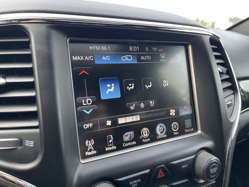 Used 2017 Jeep Grand Cherokee Trailhawk AWD/4WD image 19
