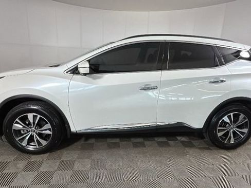 Used 2024 Nissan Murano SV AWD/4WD image 6