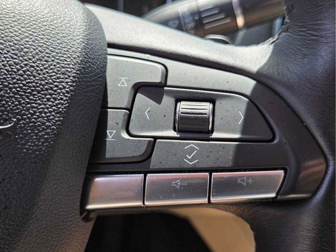 Used 2023 Cadillac CT4 Luxury w/ Sun And Sound Package RWD image 31