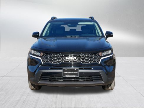 Certified 2023 Kia Sorento S image 2