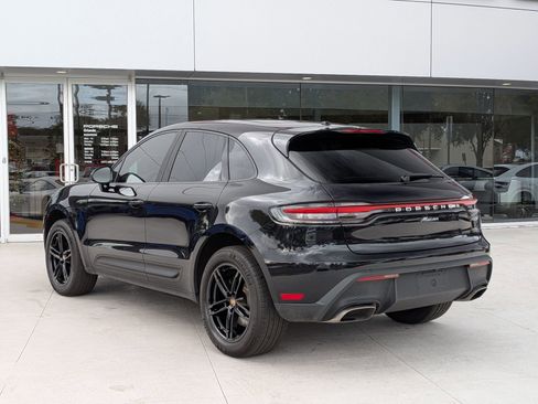 Used 2025 Porsche Macan image 3