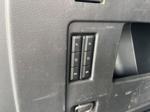 Used 2024 Ford Expedition Max Limited image 17