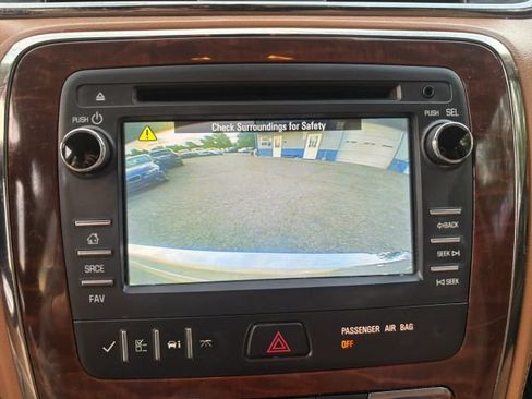 Used 2013 Buick Enclave Leather w/ LPO, Cargo Convenience Pkg FWD image 22
