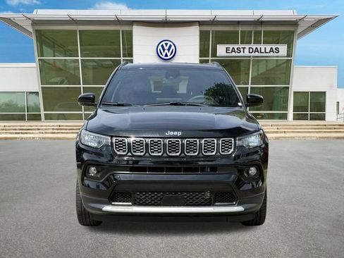 Used 2025 Jeep Compass Limited AWD/4WD image 6