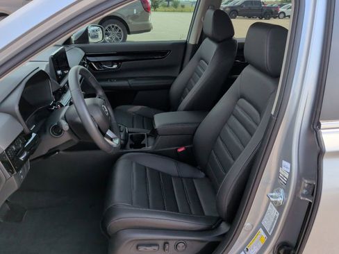 Used 2025 Honda CR-V EX-L image 12