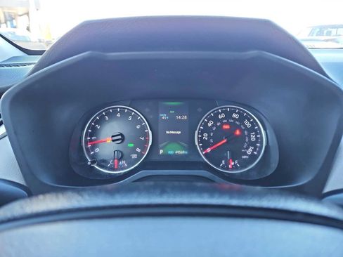 Used 2019 Toyota RAV4 XLE image 34