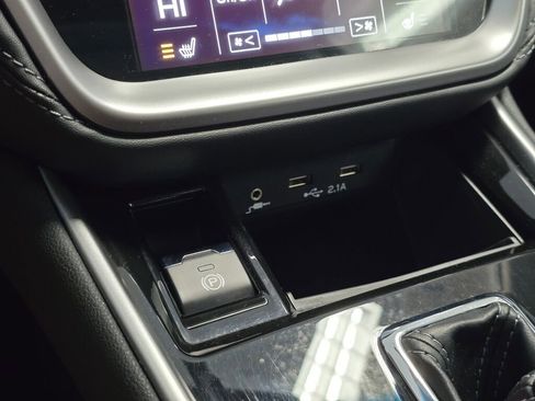 Used 2022 Subaru Outback Limited image 34