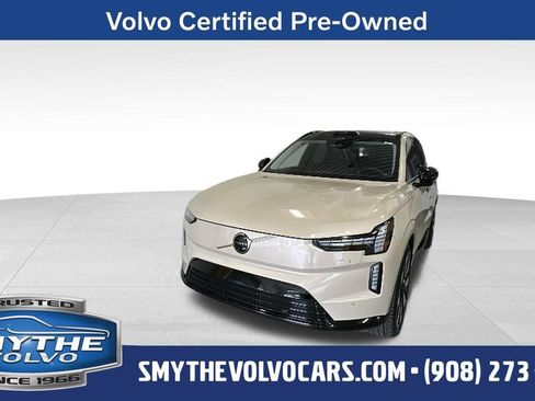Certified 2025 Volvo EX90 Plus AWD/4WD image 1