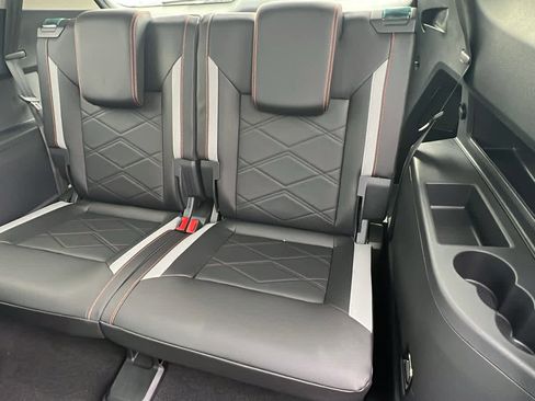 New 2026 Volkswagen Atlas Peak Edition image 31