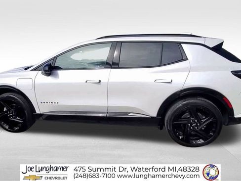 Used 2025 Chevrolet Equinox EV RS w/ Active Safety Package 3 AWD/4WD image 6