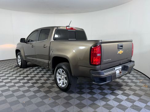 Used 2016 Chevrolet Colorado LT w/ LT Convenience Package RWD image 3