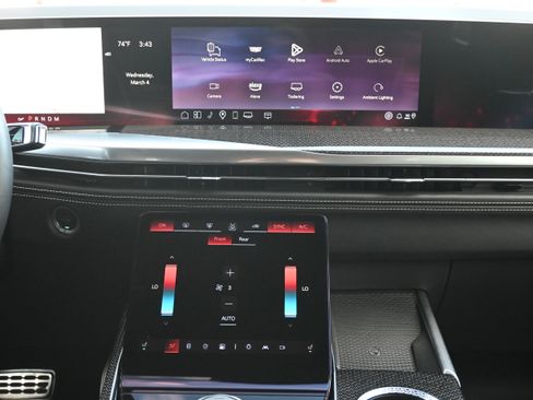 Used 2025 Cadillac Escalade V image 5