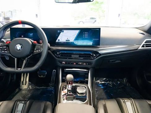 Used 2025 BMW M2 w/ Lighting Package RWD image 9