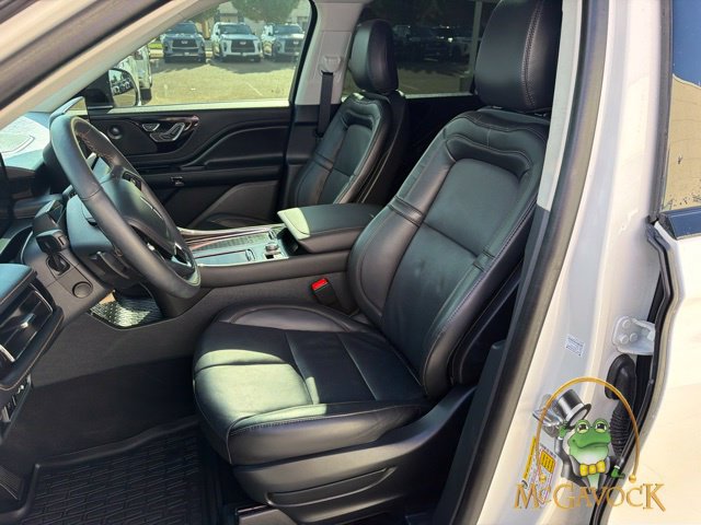 Used 2026 Lincoln Aviator Reserve w/ Jet Appearance Package RWD image 15