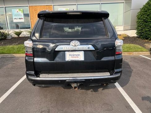 Used 2016 Toyota 4Runner Limited AWD/4WD image 5