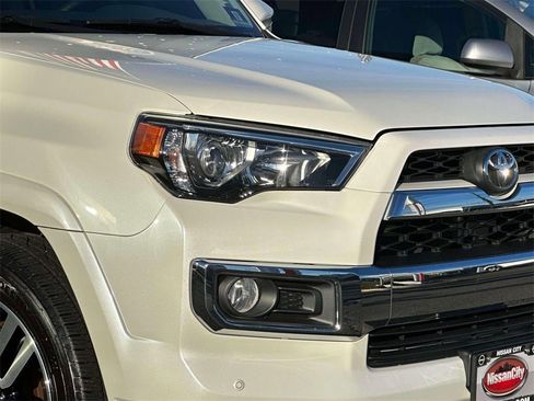 Used 2019 Toyota 4Runner 4WD image 8