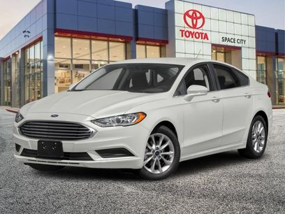 Used 2018 Ford Fusion SE w/ Fusion SE Technology Package