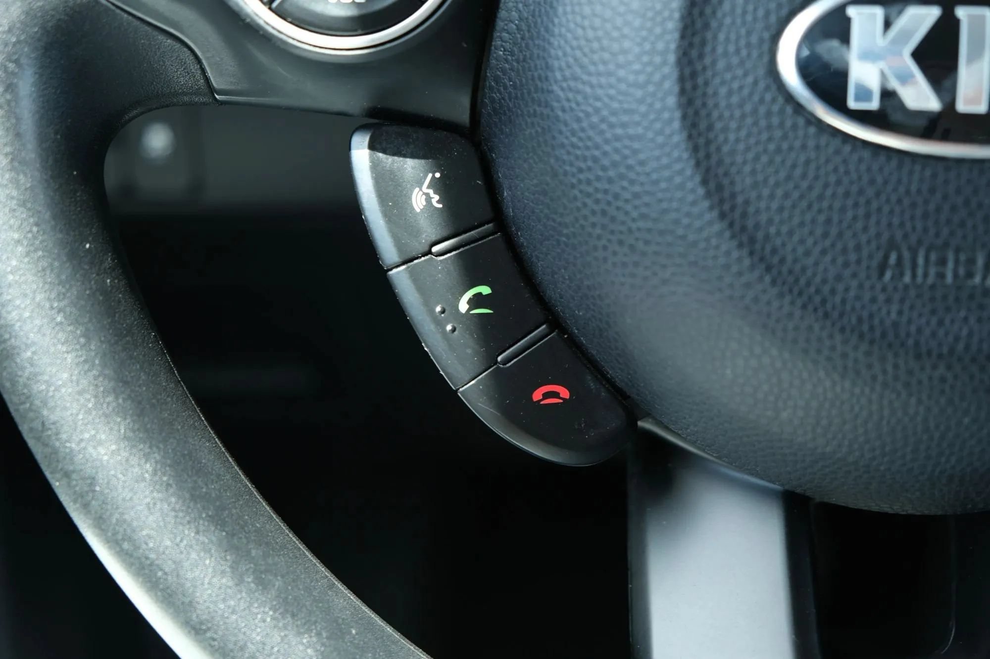 Used 2016 Kia Soul + FWD image 32