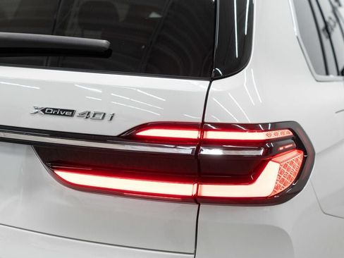 Used 2025 BMW X7 xDrive40i w/ Premium Package AWD/4WD image 55