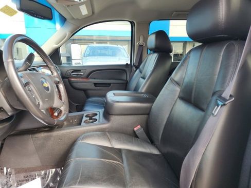 Used 2011 Chevrolet Silverado 2500 LTZ w/ LTZ Plus Package image 16